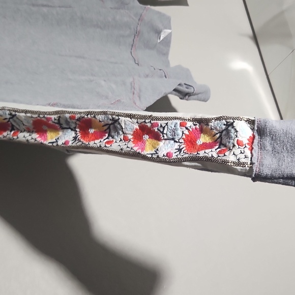 We The Free Sweater Womems Size S Petite embroidery sequins gray floral - Picture 2 of 10